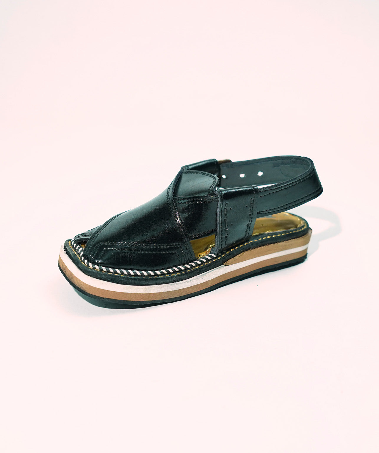 Kaptan Chappal Black