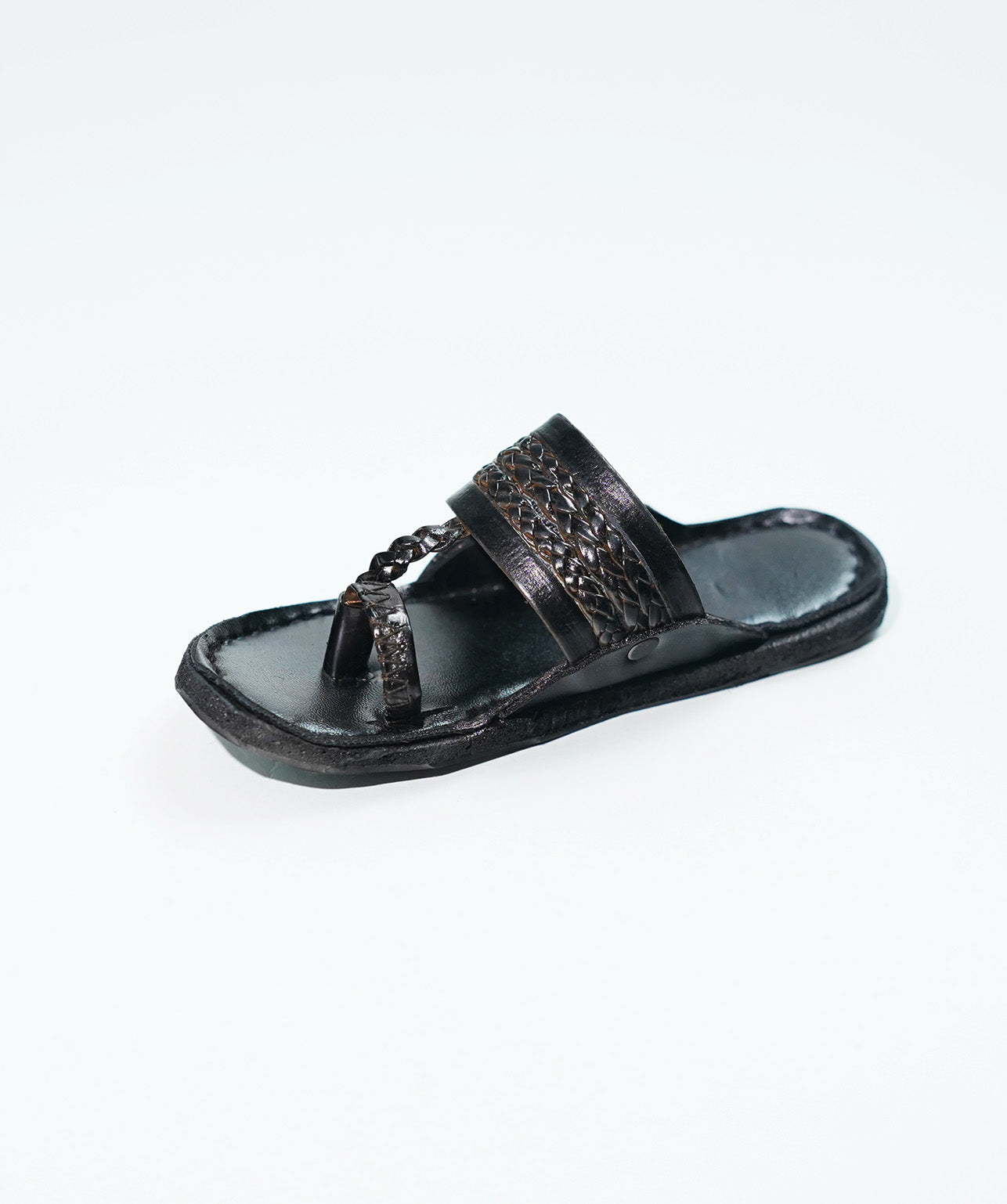 Leather chappal - Black