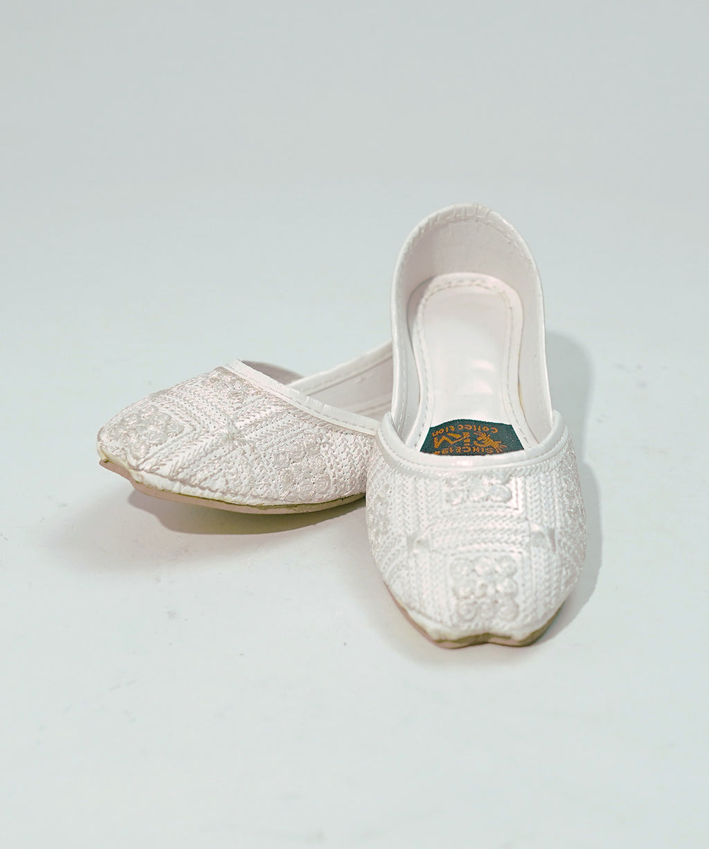 Sunehri Khussa - White