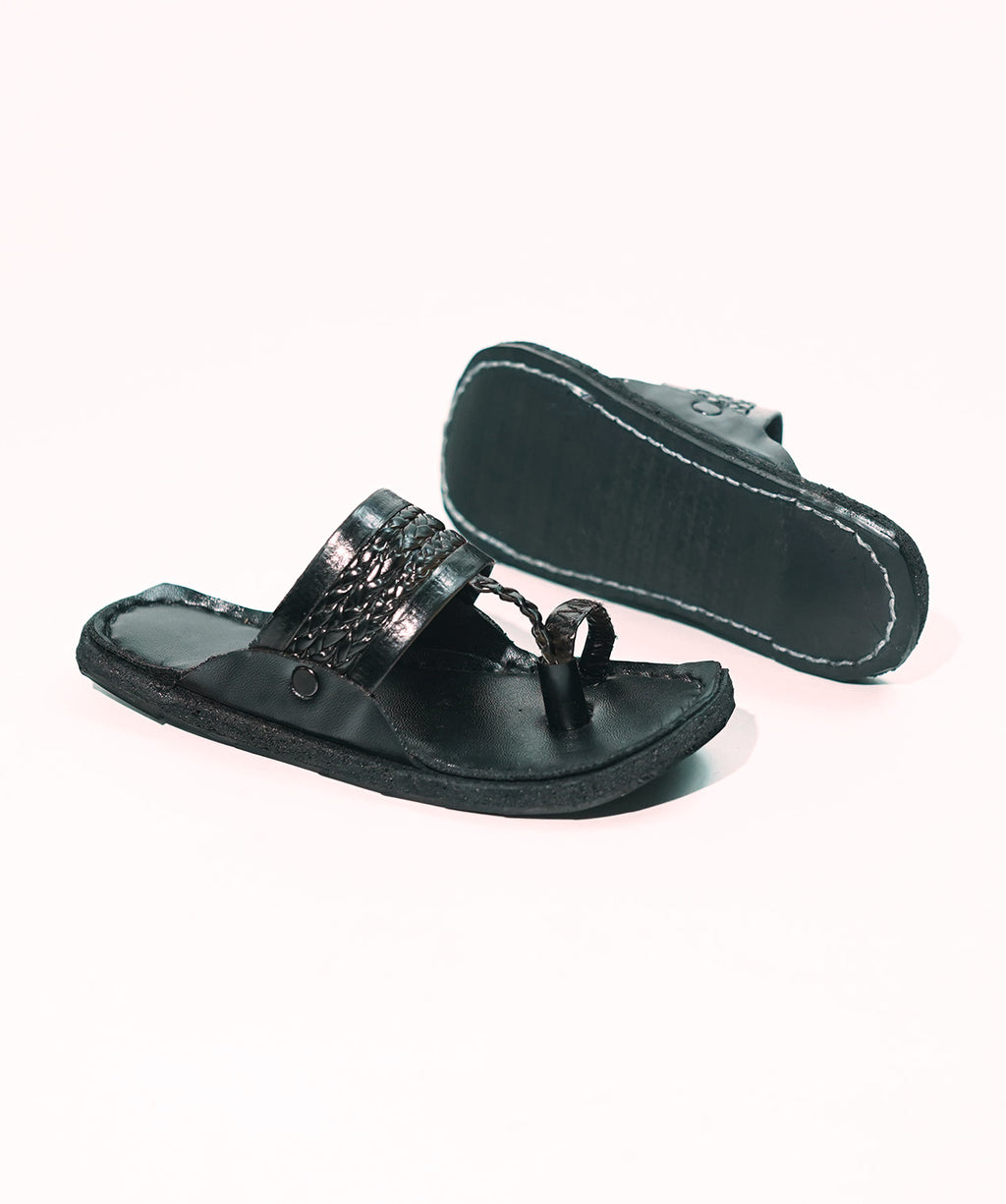 Leather chappal - Black