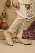 Sunehri Khussa Beige - Standing